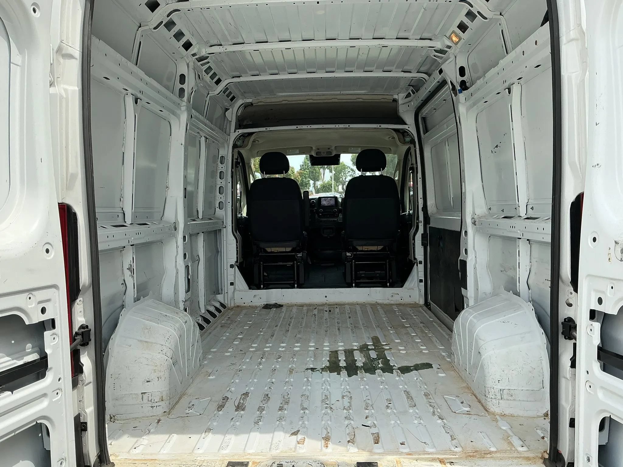 Used 2022 RAM ProMaster 2500 FWD image 12