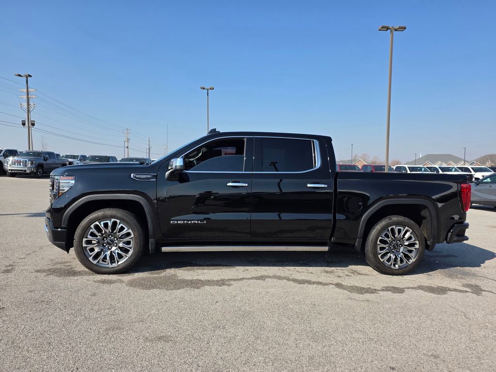Used 2023 GMC Sierra 1500 Denali Ultimate image 4