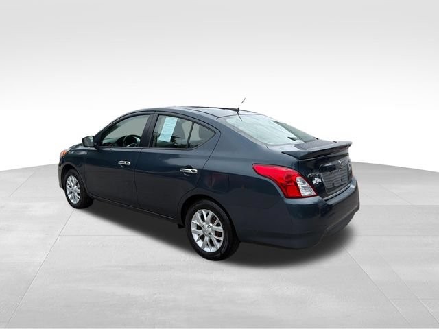 Used 2017 Nissan Versa SV w/ SV Special Edition Package FWD image 5