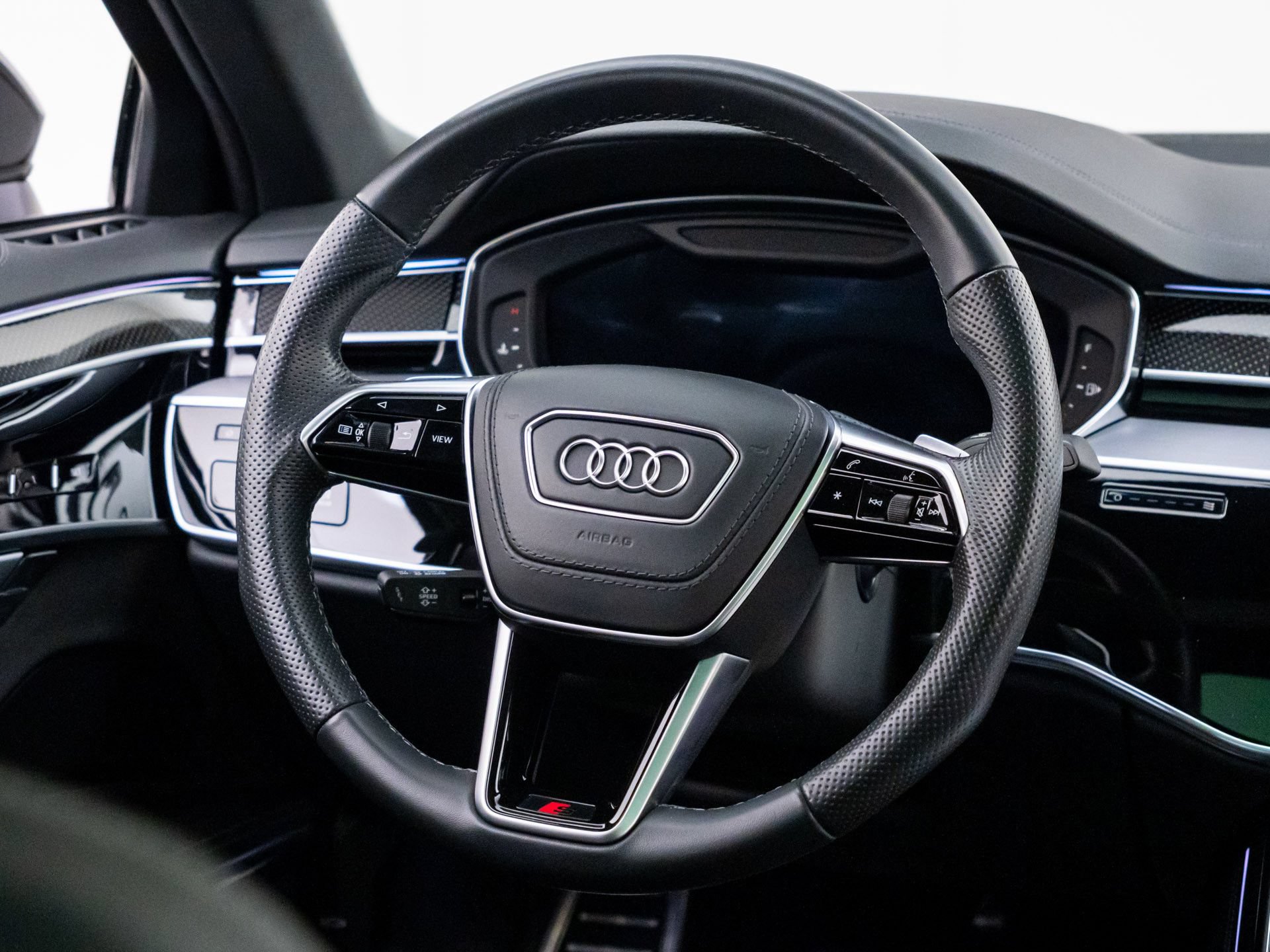 Used 2023 Audi S8 w/ S8 Executive Package AWD/4WD image 10
