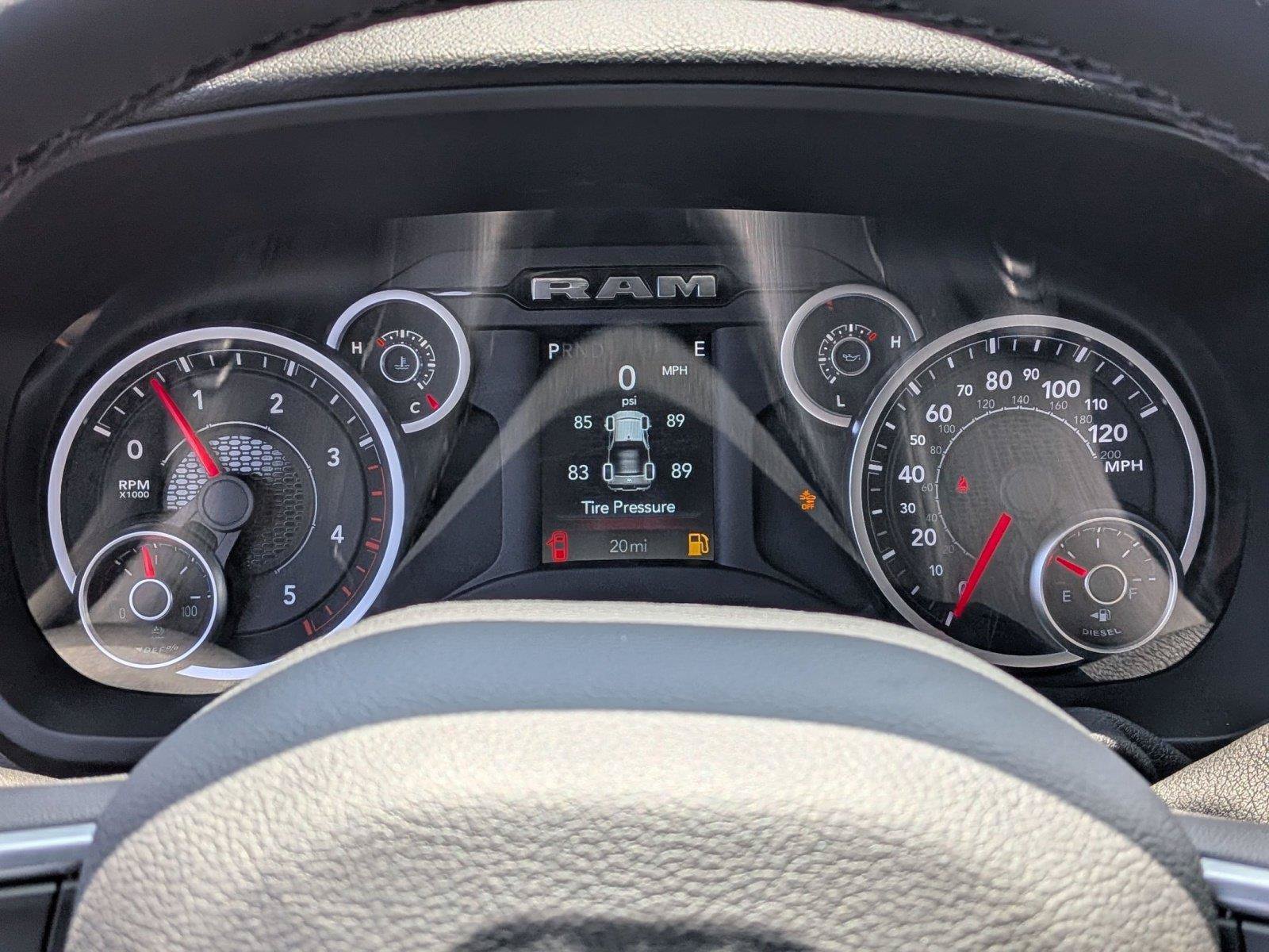New 2026 RAM 2500 Big Horn AWD/4WD image 11