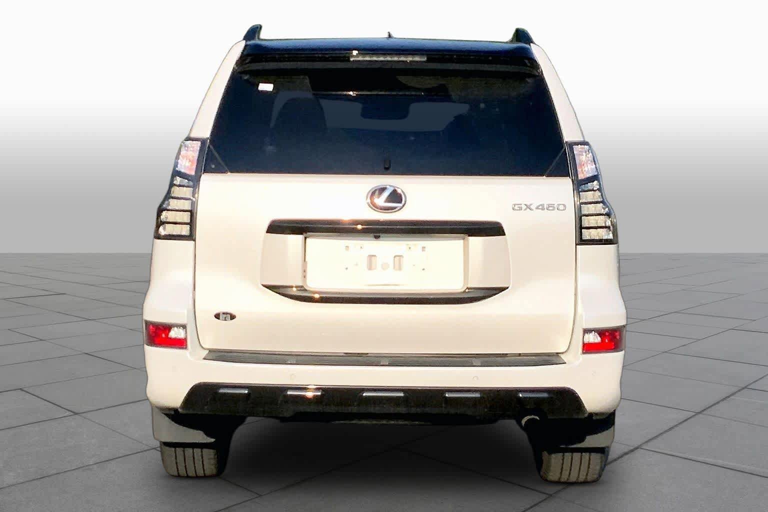 Used 2023 Lexus GX 460 w/ Black Line Special Edition AWD/4WD image 5