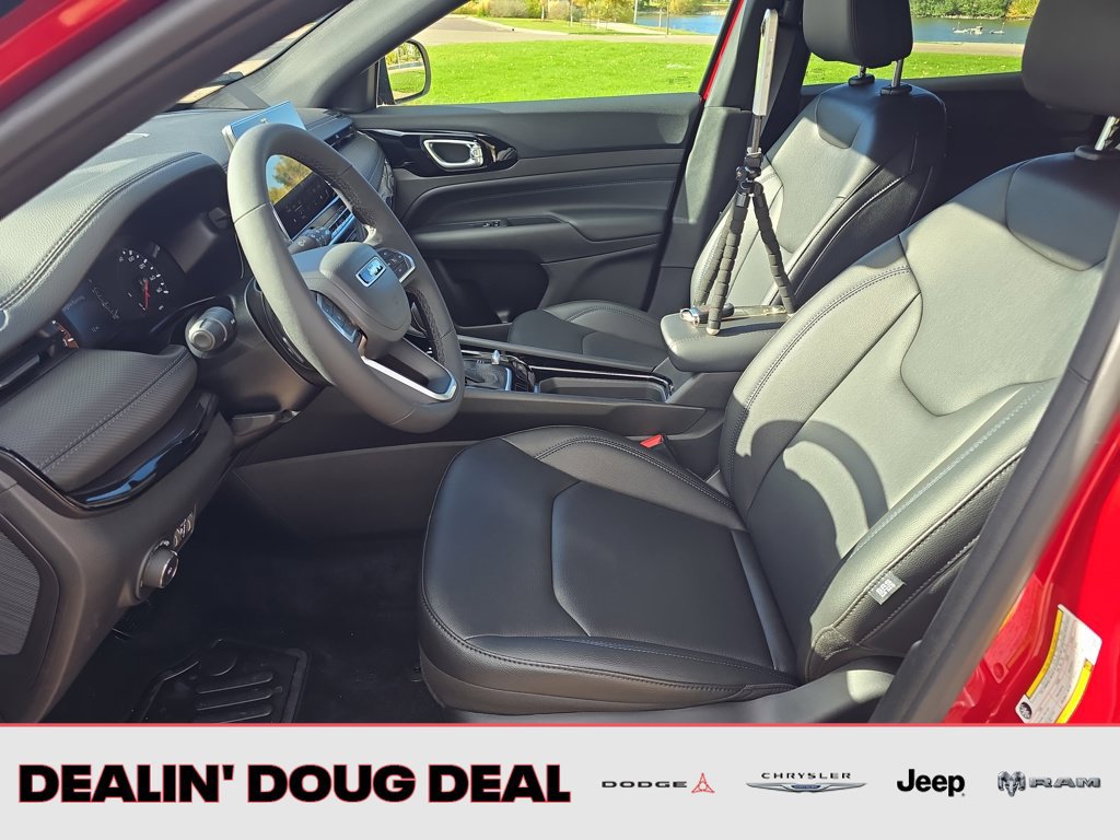 New 2026 Jeep Compass Limited AWD/4WD image 9