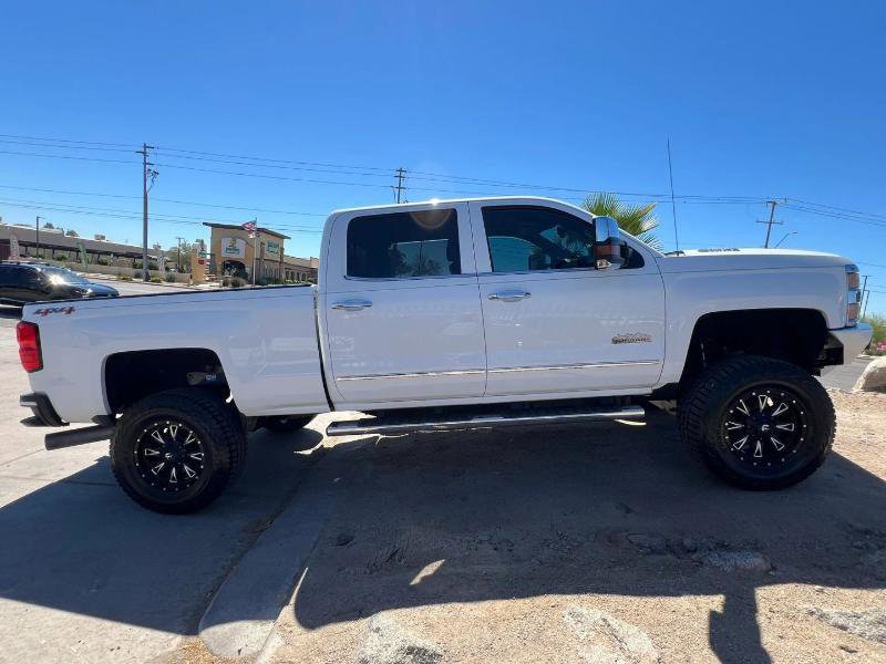 Used 2015 Chevrolet Silverado 2500 High Country w/ Duramax Plus Package AWD/4WD image 5