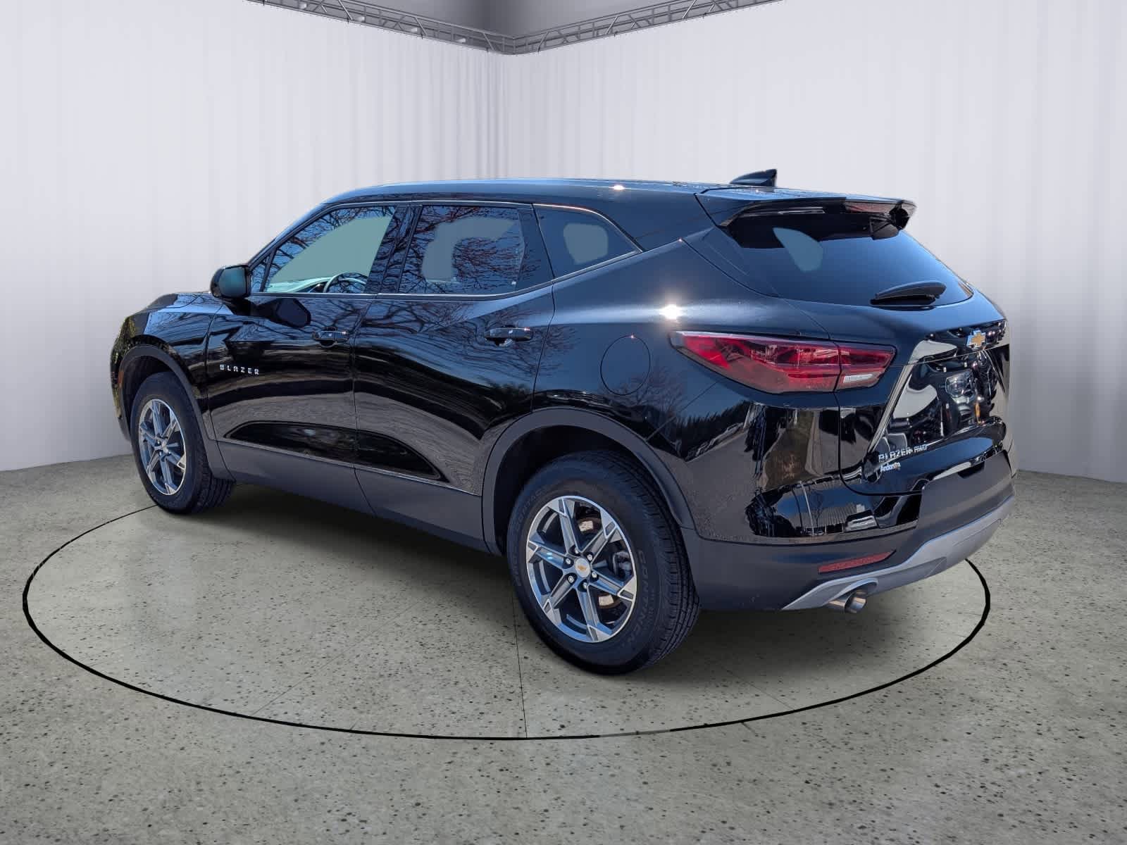 Certified 2023 Chevrolet Blazer LT AWD/4WD image 4