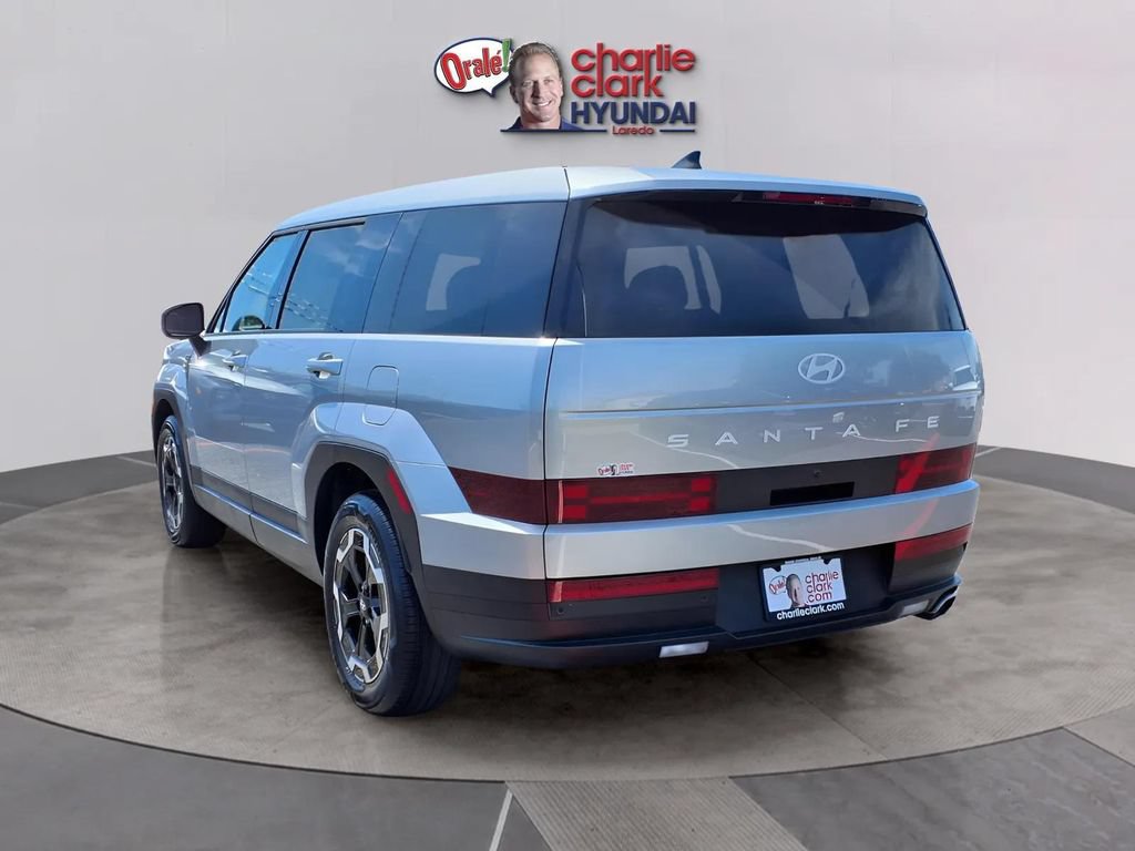 New 2026 Hyundai Santa Fe SE w/ Tow & Go Package FWD image 3