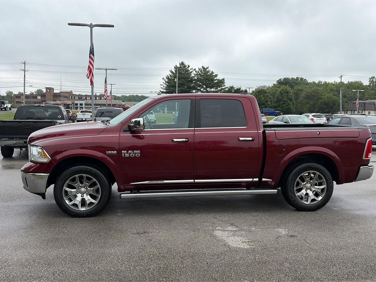 Used 2017 RAM 1500 Limited AWD/4WD image 2