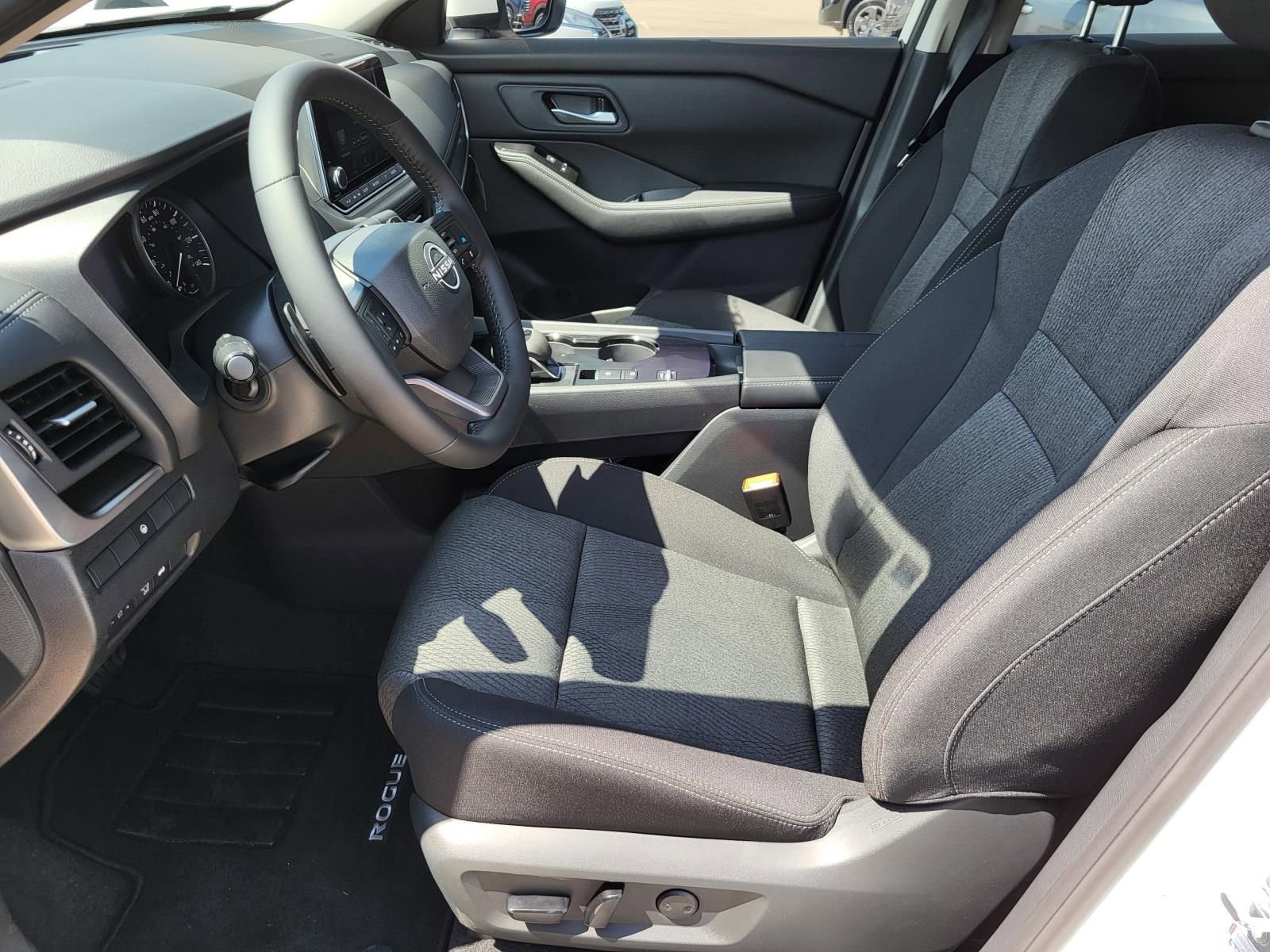 New 2026 Nissan Rogue SV image 18