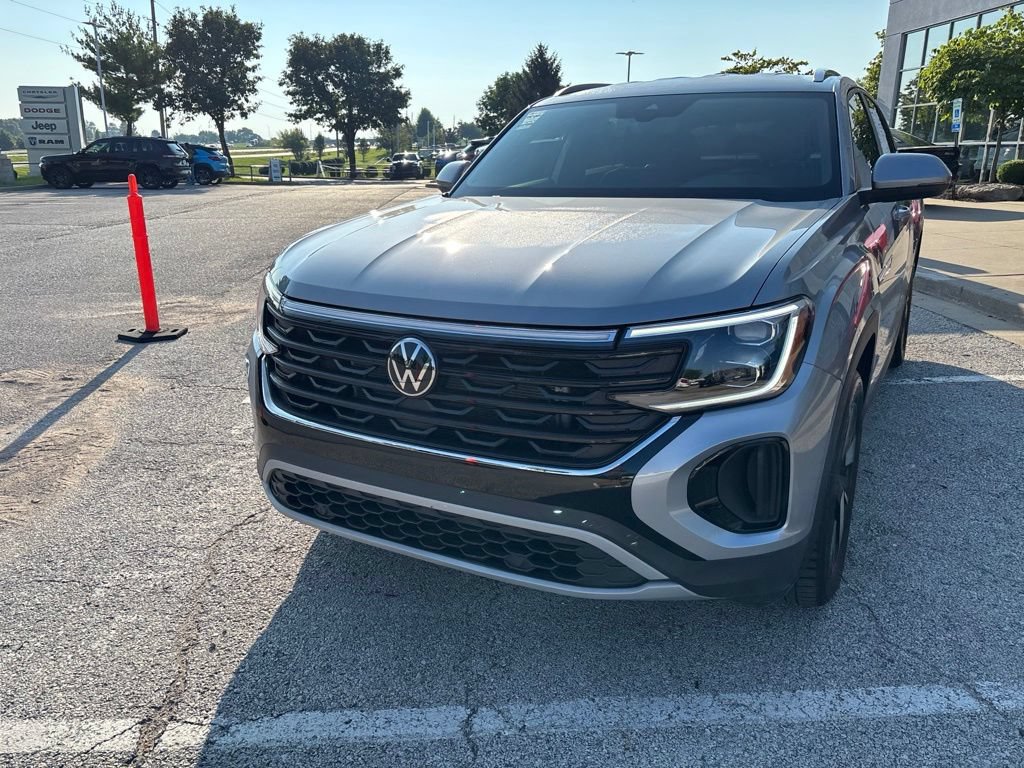 Used 2026 Volkswagen Atlas Cross Sport SE AWD/4WD image 11