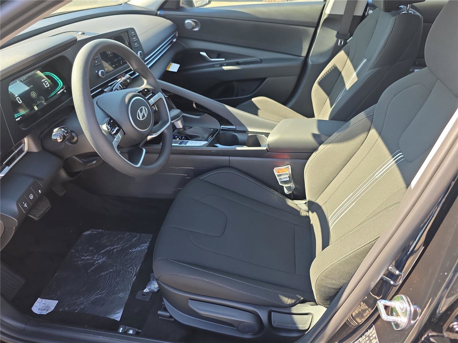 New 2026 Hyundai Elantra Blue image 3