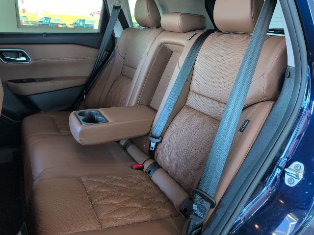 Used 2025 Nissan Rogue Platinum w/ Platinum Premium Package AWD/4WD image 19