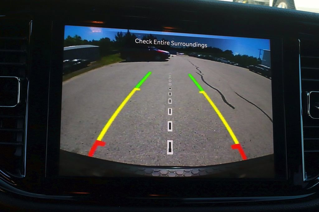 Used 2025 Dodge Durango GT AWD/4WD image 29