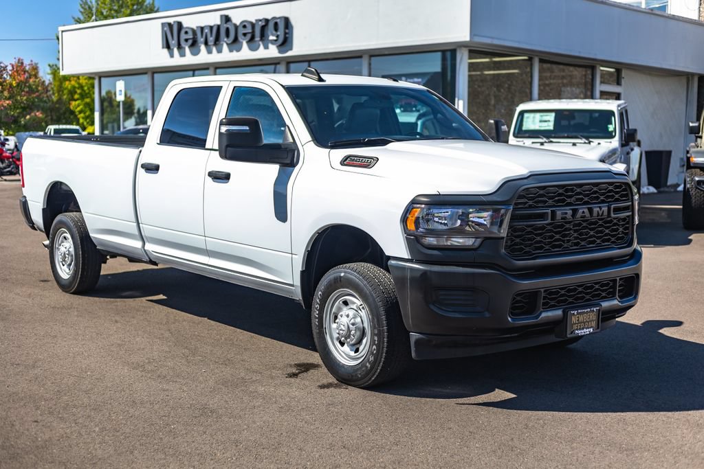 Used 2023 RAM 2500 Tradesman AWD/4WD image 6