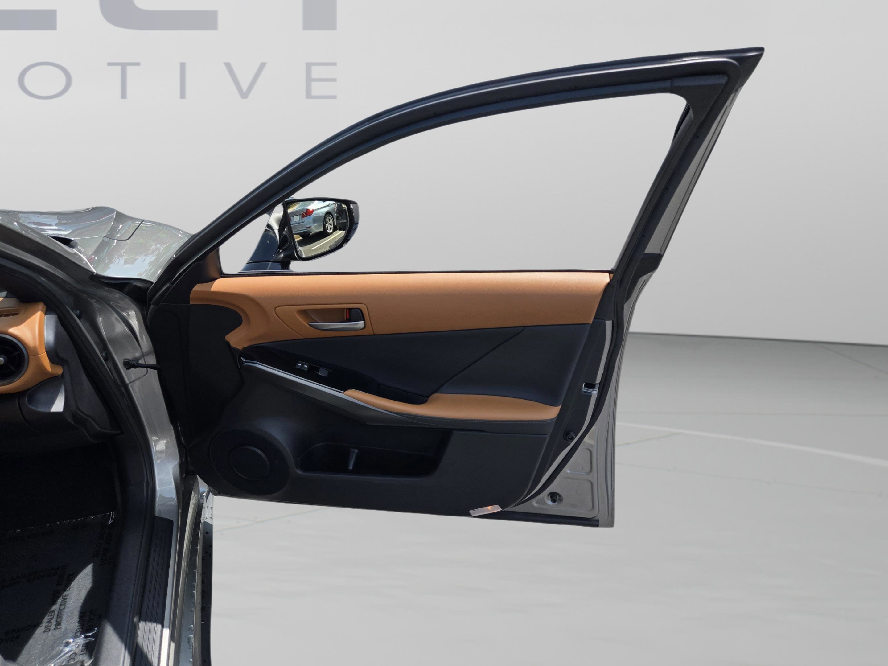 Certified 2023 Lexus IS 300 w/ Comfort Package RWD image 19