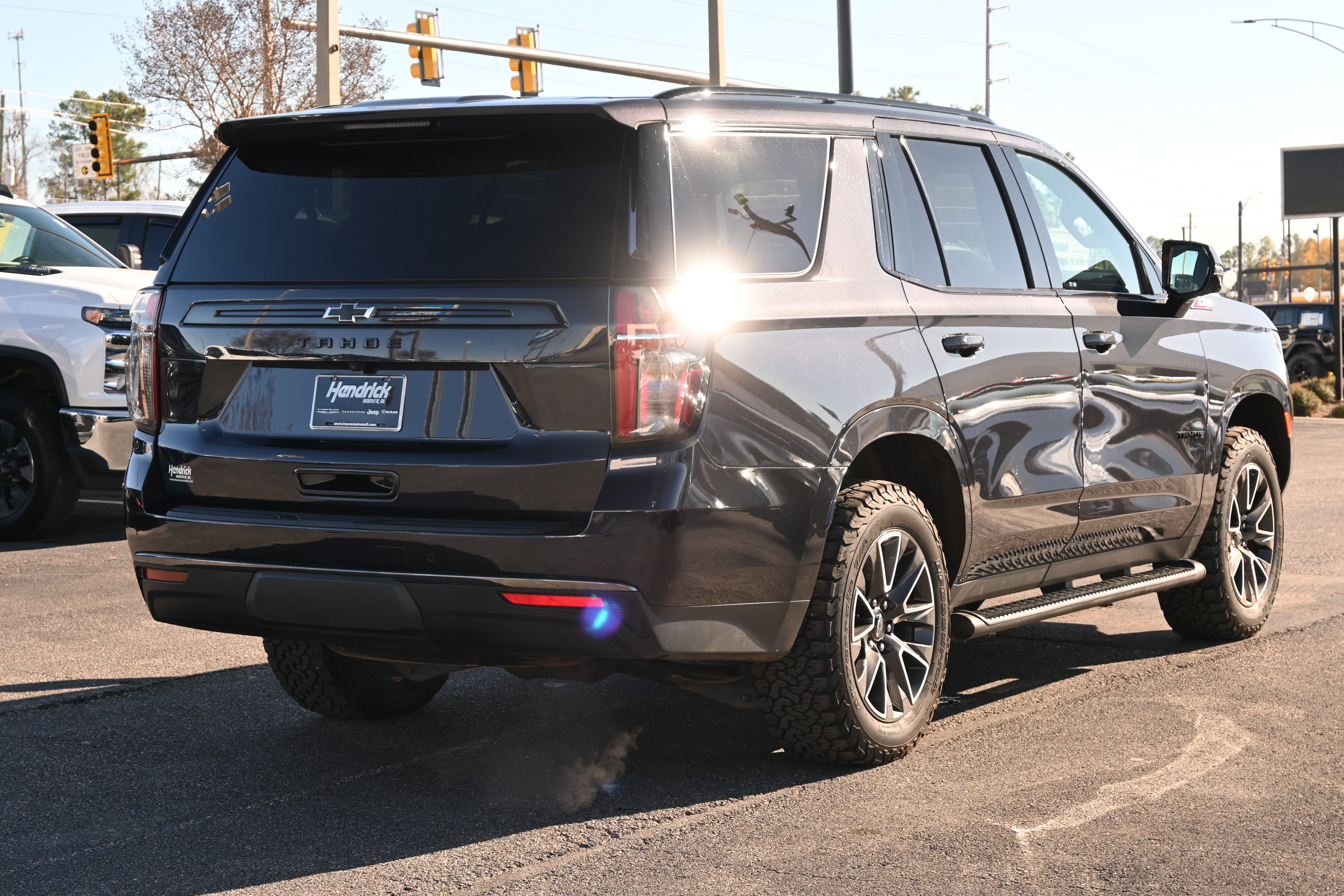Used 2022 Chevrolet Tahoe Z71 w/ Luxury Package image 11