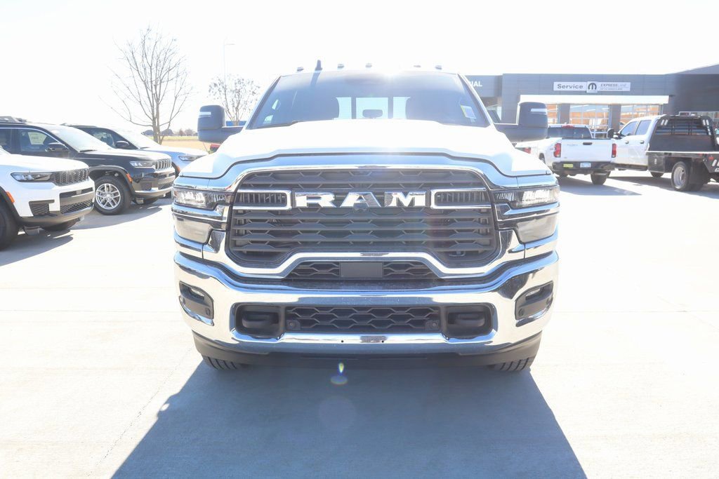 New 2026 RAM 2500 Tradesman AWD/4WD image 9