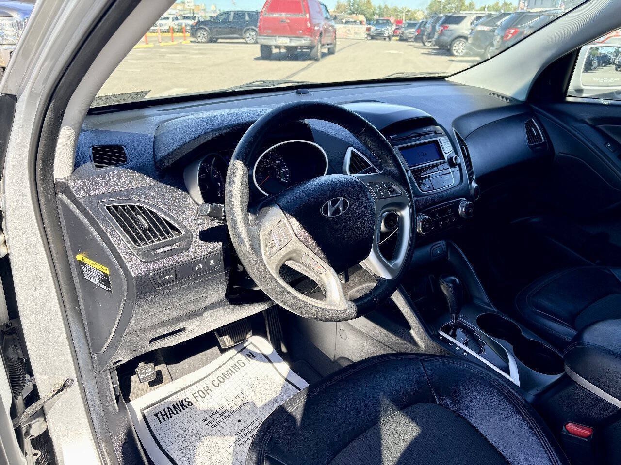Used 2013 Hyundai Tucson GLS FWD image 13