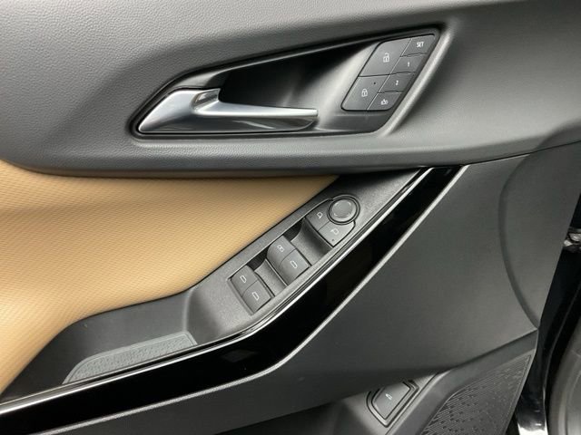 Certified 2025 Chevrolet Equinox ACTIV w/ Safety and Technology Package image 11