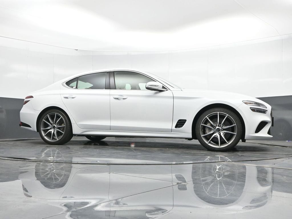 Used 2024 Genesis G70 2.5T image 47