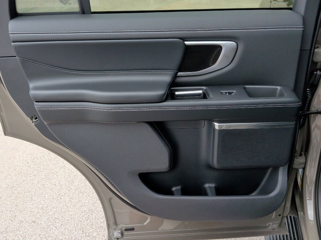 New 2026 Ford Expedition Platinum AWD/4WD image 37