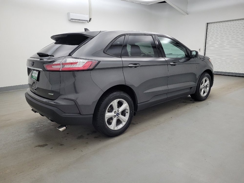 Used 2020 Ford Edge SE image 10