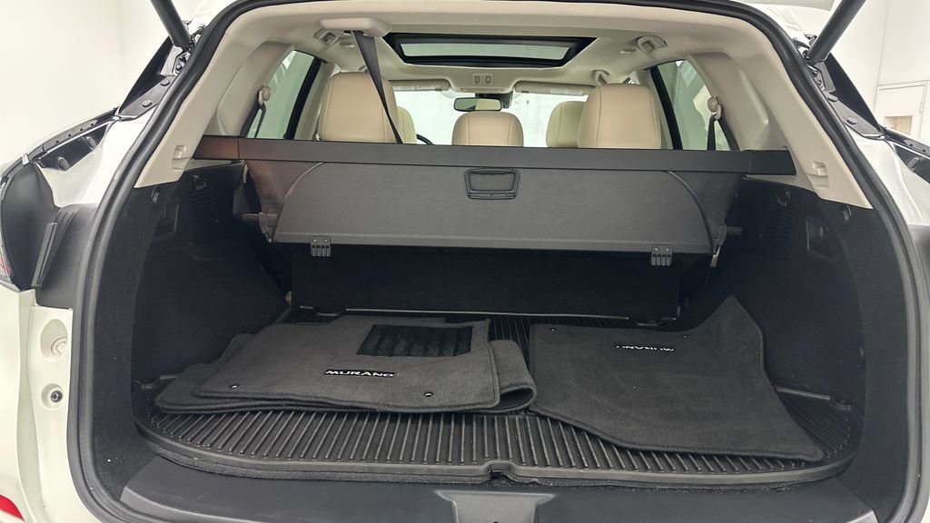 Certified 2023 Nissan Murano Platinum w/ Cargo Package image 12