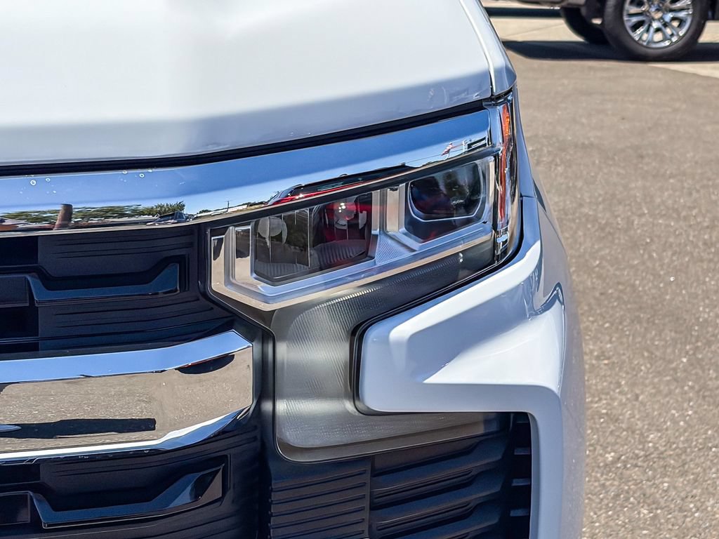 Used 2023 Chevrolet Silverado 1500 LT AWD/4WD image 7