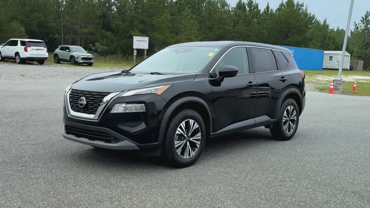 Used 2023 Nissan Rogue SV FWD image 4