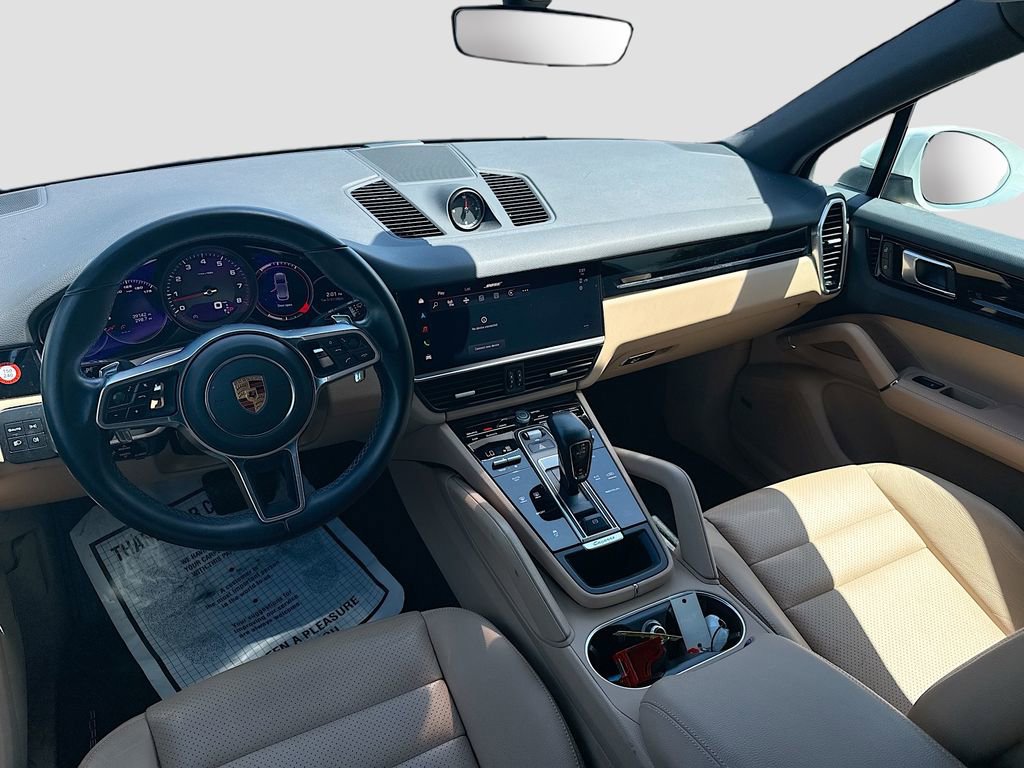 Used 2023 Porsche Cayenne image 24