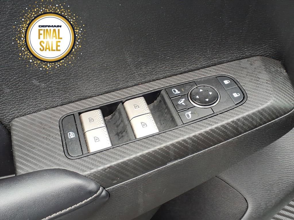 Used 2024 Mitsubishi Outlander SE image 12