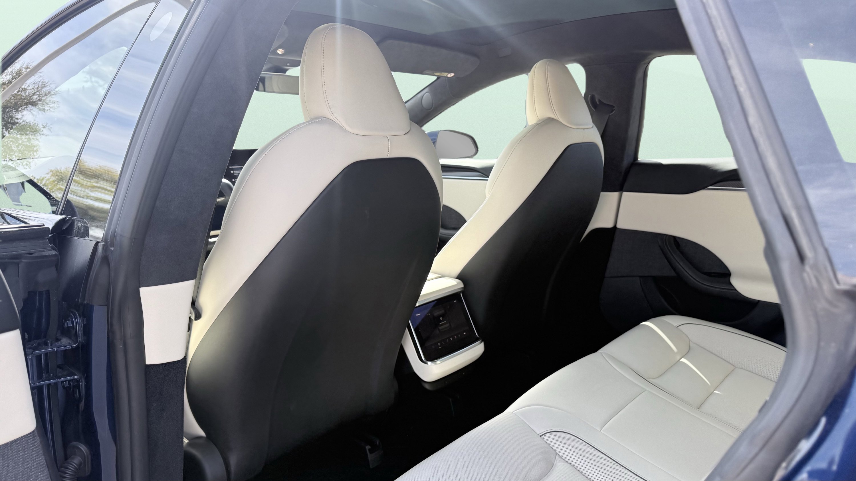 Used 2021 Tesla Model S Plaid image 29