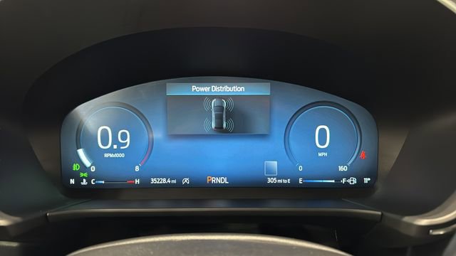 Used 2024 Ford Escape Platinum image 12