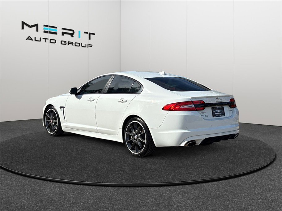 Used 2015 Jaguar XF Sport image 7