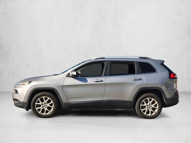 Used 2016 Jeep Cherokee Latitude w/ Cold Weather Group image 8