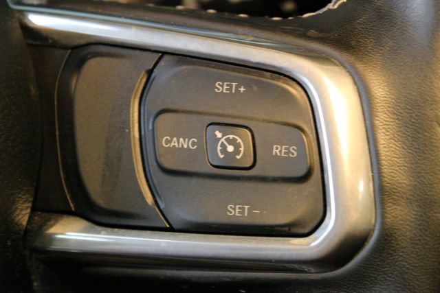 Used 2021 Jeep Wrangler Unlimited Sahara AWD/4WD image 20
