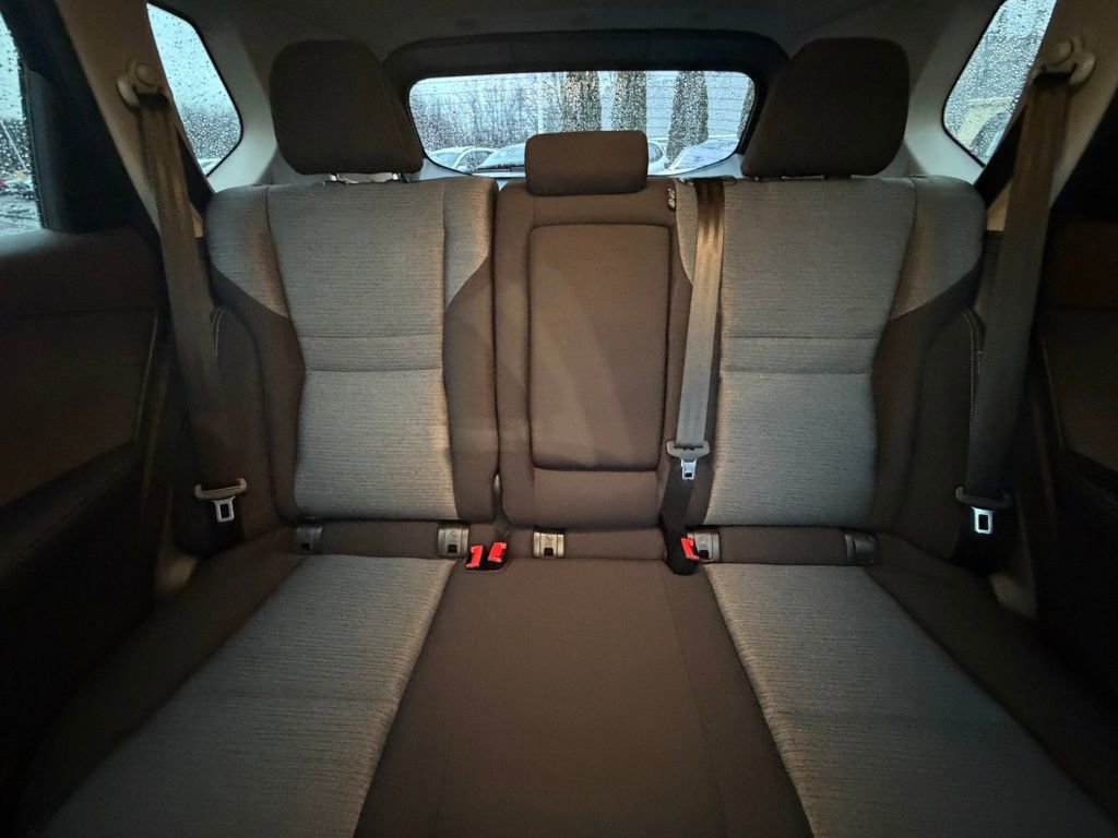 Used 2023 Nissan Rogue SV image 17