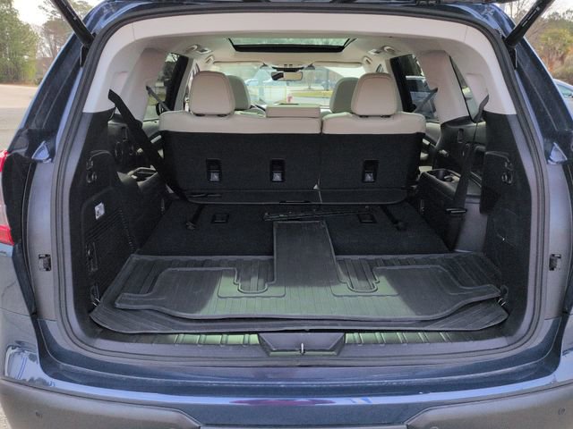 Used 2023 Subaru Ascent Limited w/ Technology Package image 32