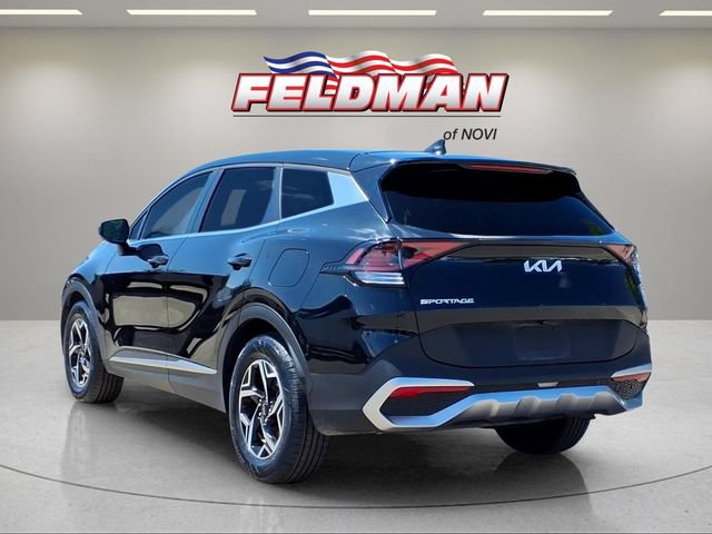 Used 2023 Kia Sportage LX FWD image 7