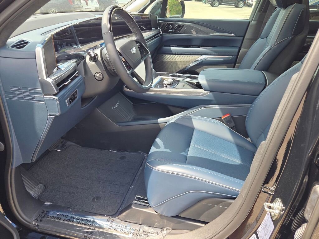 New 2026 Cadillac Escalade IQ Sport 2 w/ LPO, ONYX Package image 24
