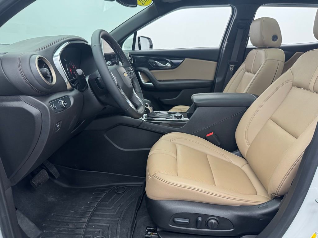 Used 2024 Chevrolet Blazer Premier AWD/4WD image 19
