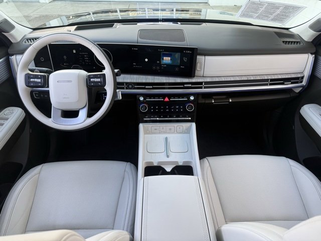 Certified 2025 Hyundai Santa Fe Calligraphy image 13