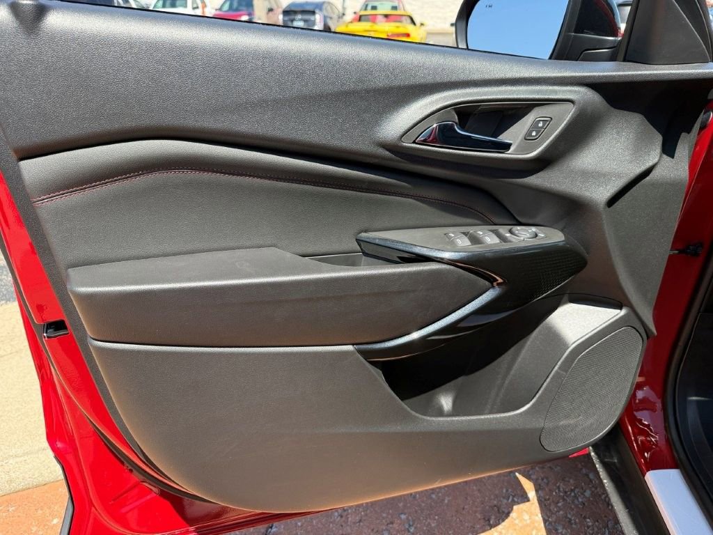 New 2026 Chevrolet Trax RS w/ Driver Confidence Package FWD image 8