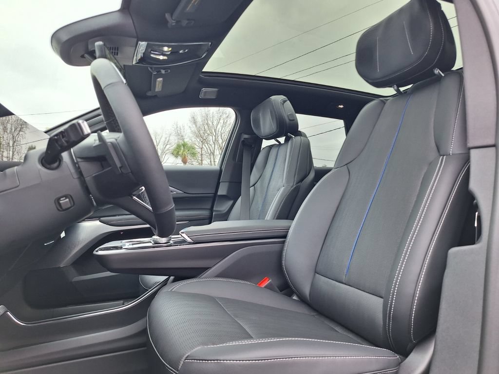 New 2026 Cadillac Lyriq Premium Luxury RWD image 23