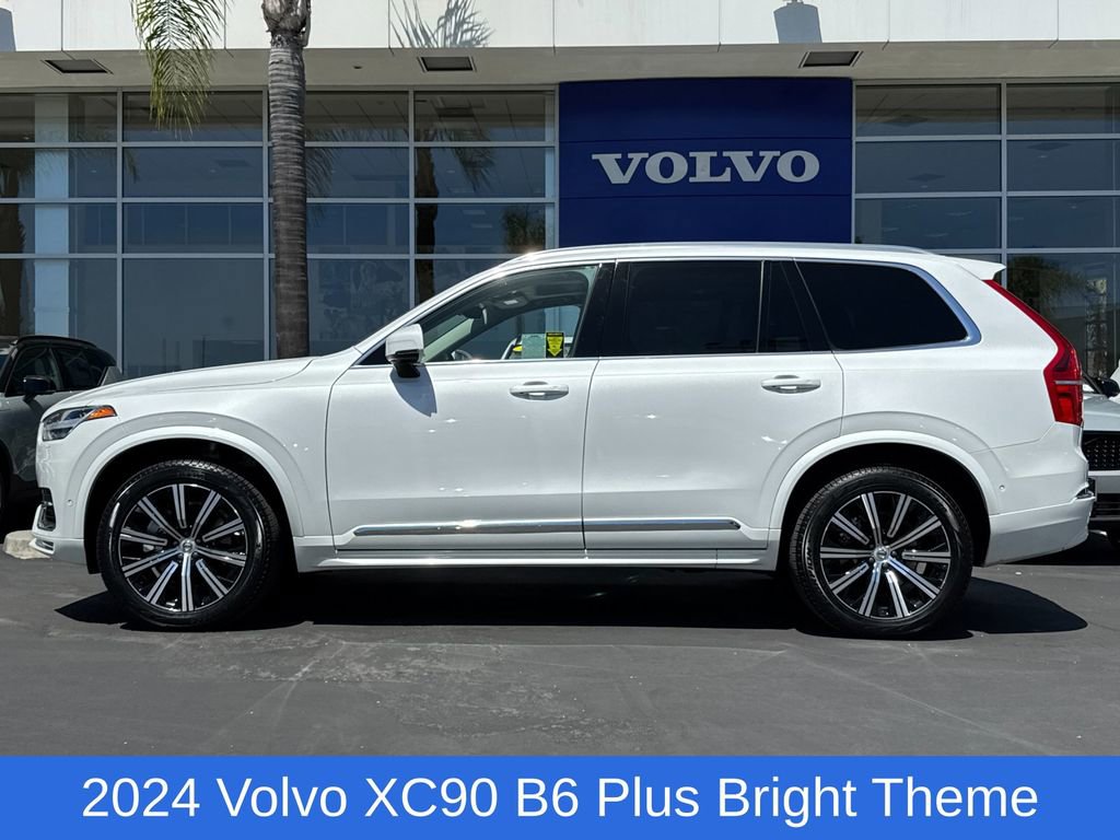 Certified 2024 Volvo XC90 B6 Plus image 2