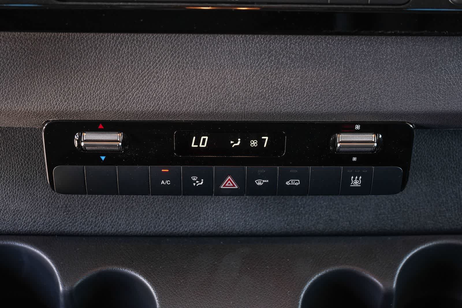 New 2025 Mercedes-Benz eSprinter 170 Cargo image 20