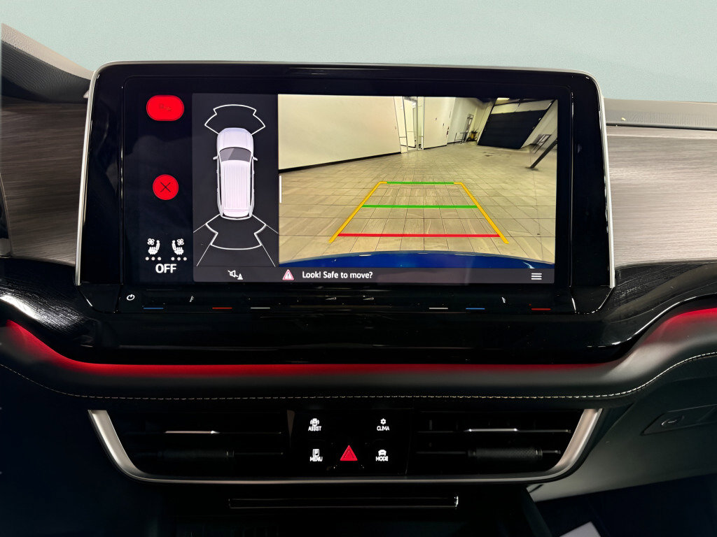 Certified 2025 Volkswagen Atlas SEL image 16