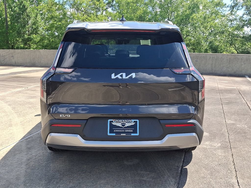 Used 2024 Kia EV9 Wind AWD/4WD image 15