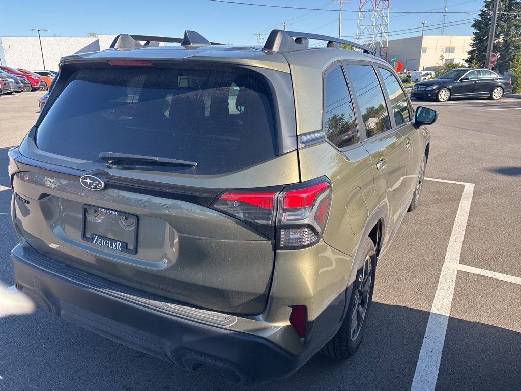 Used 2026 Subaru Forester Premium AWD/4WD image 9
