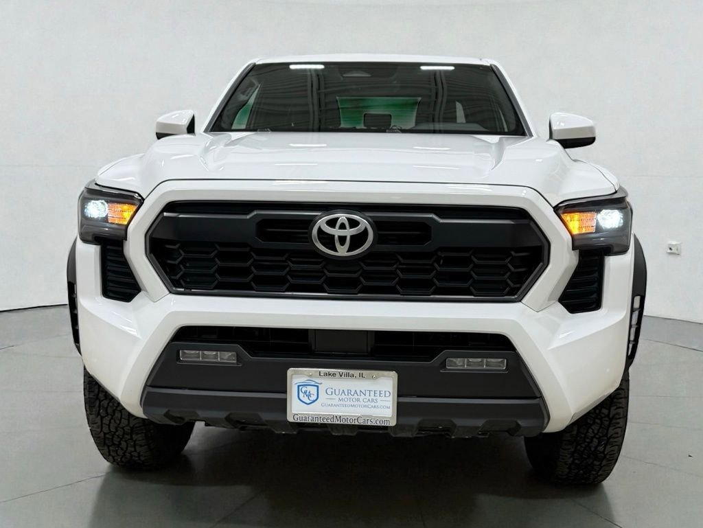 Used 2025 Toyota Tacoma TRD Off-Road image 4