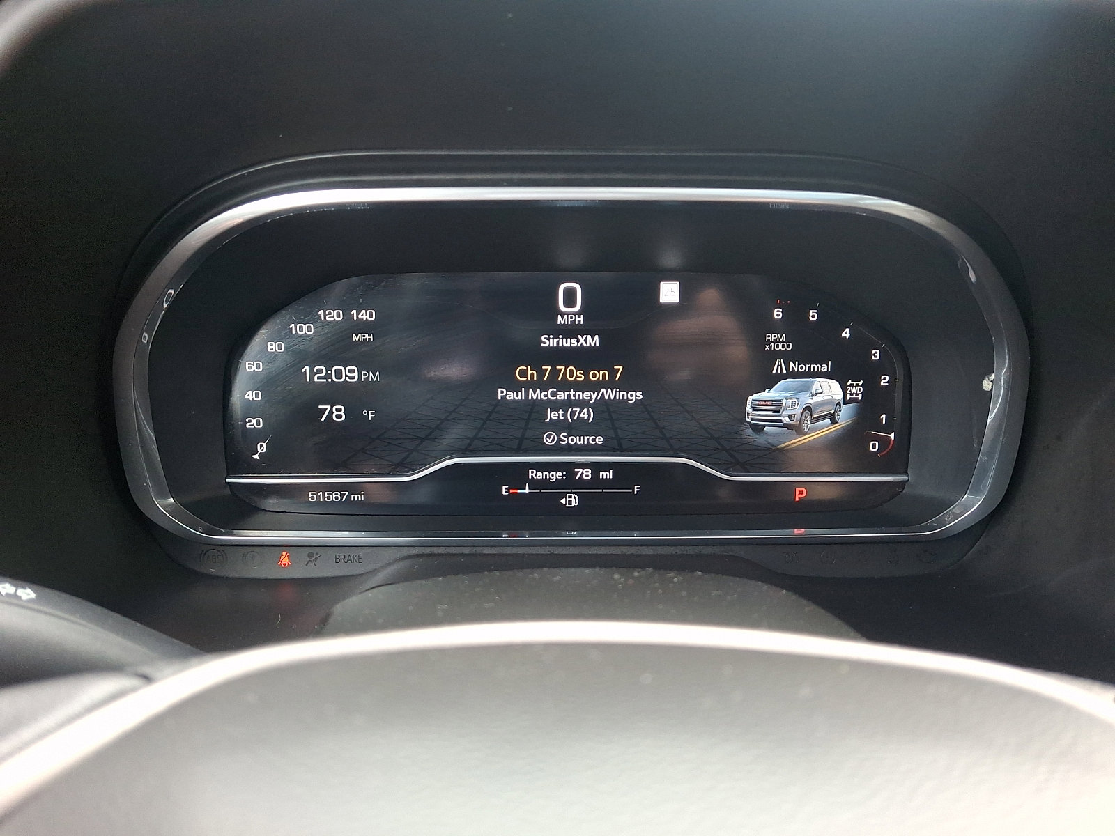 Used 2022 GMC Yukon XL AT4 image 21